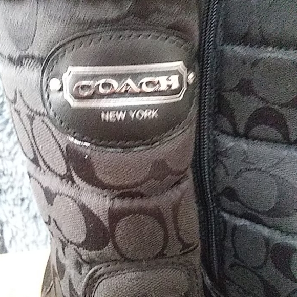 Boots - Picture 6 of 8